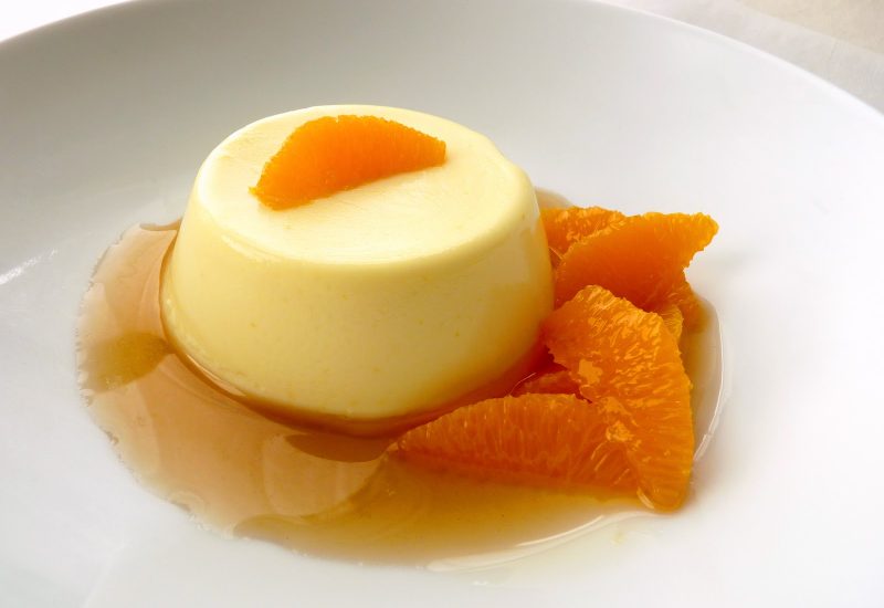 buttermilk panna cotta with clementine compote